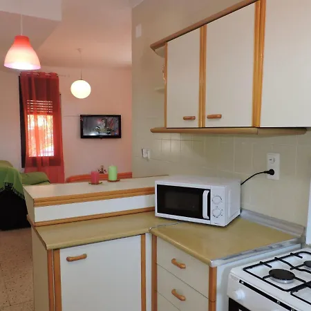 Doree 477 Apartment